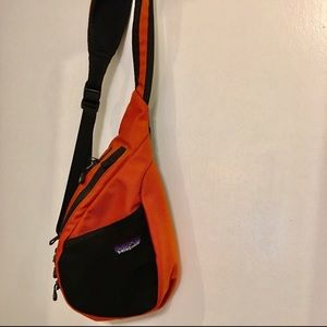 Patagonia shoulder bag sling